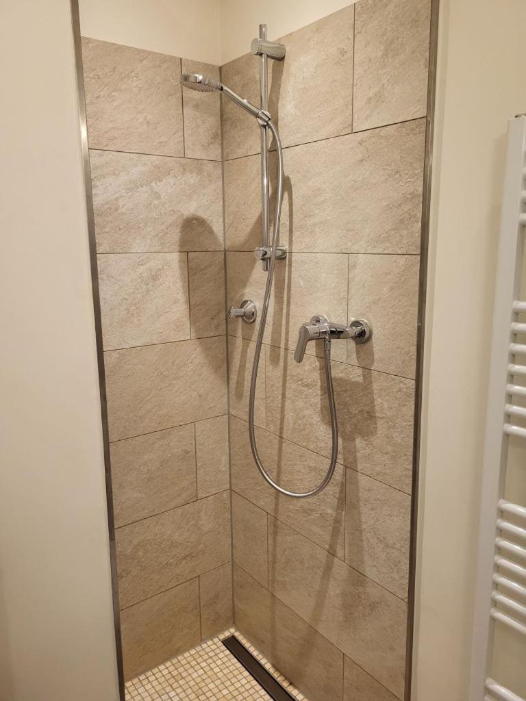 Design Apartment Naehe Duesseldorf Krefeld Esterno foto