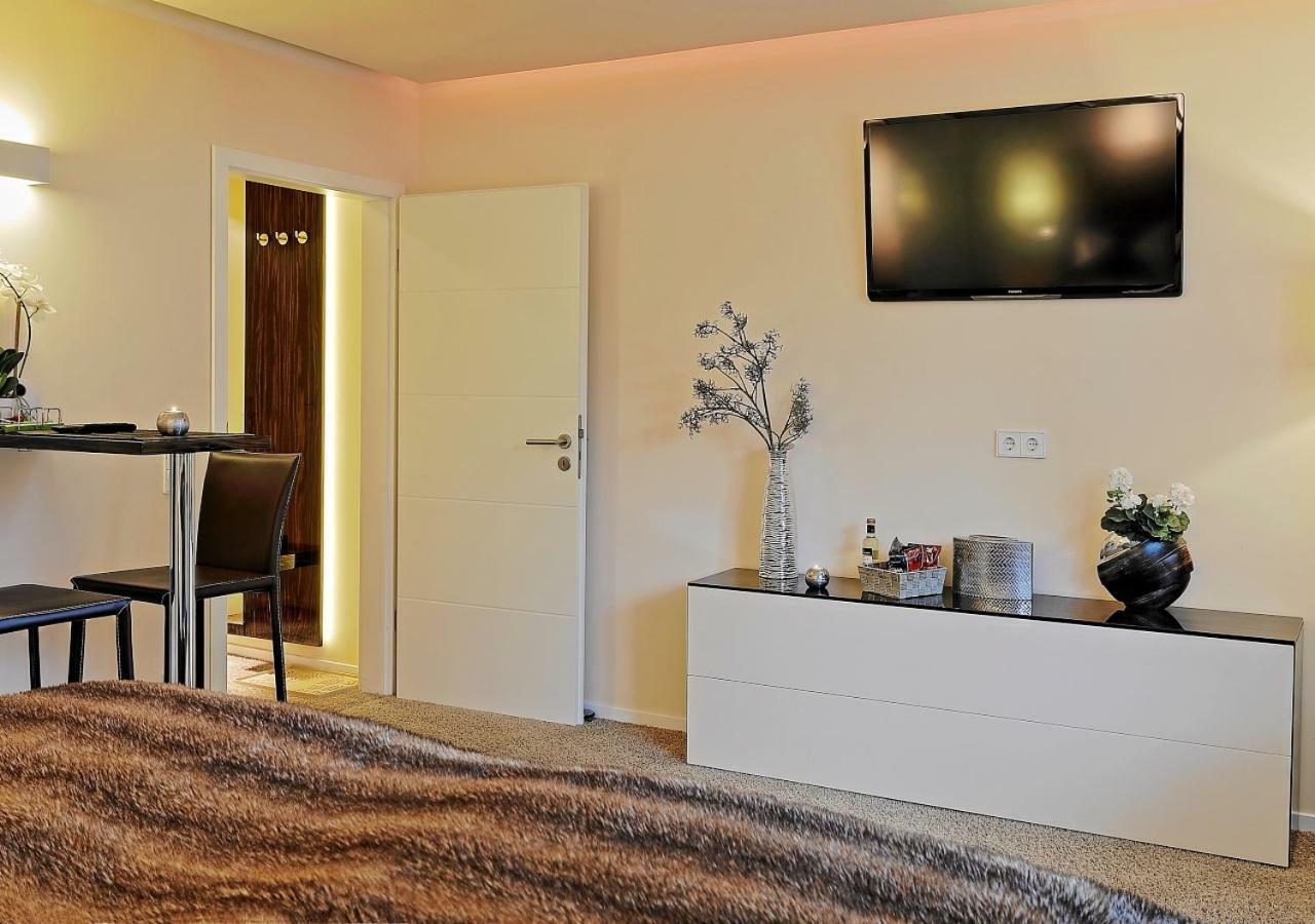 Design Apartment Naehe Duesseldorf Krefeld Esterno foto