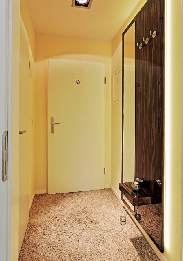 Design Apartment Naehe Duesseldorf Krefeld Esterno foto