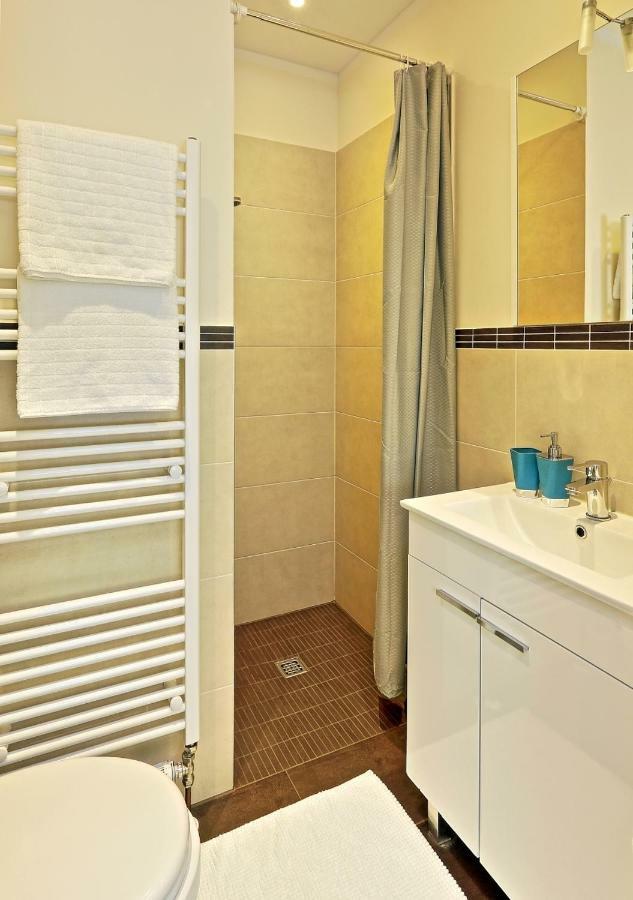 Design Apartment Naehe Duesseldorf Krefeld Esterno foto